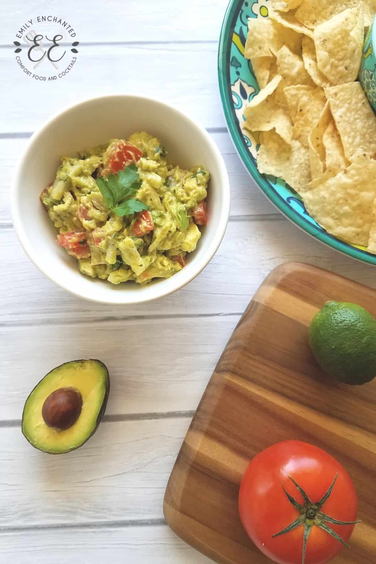 Chunky Guacamole with Tomatoes