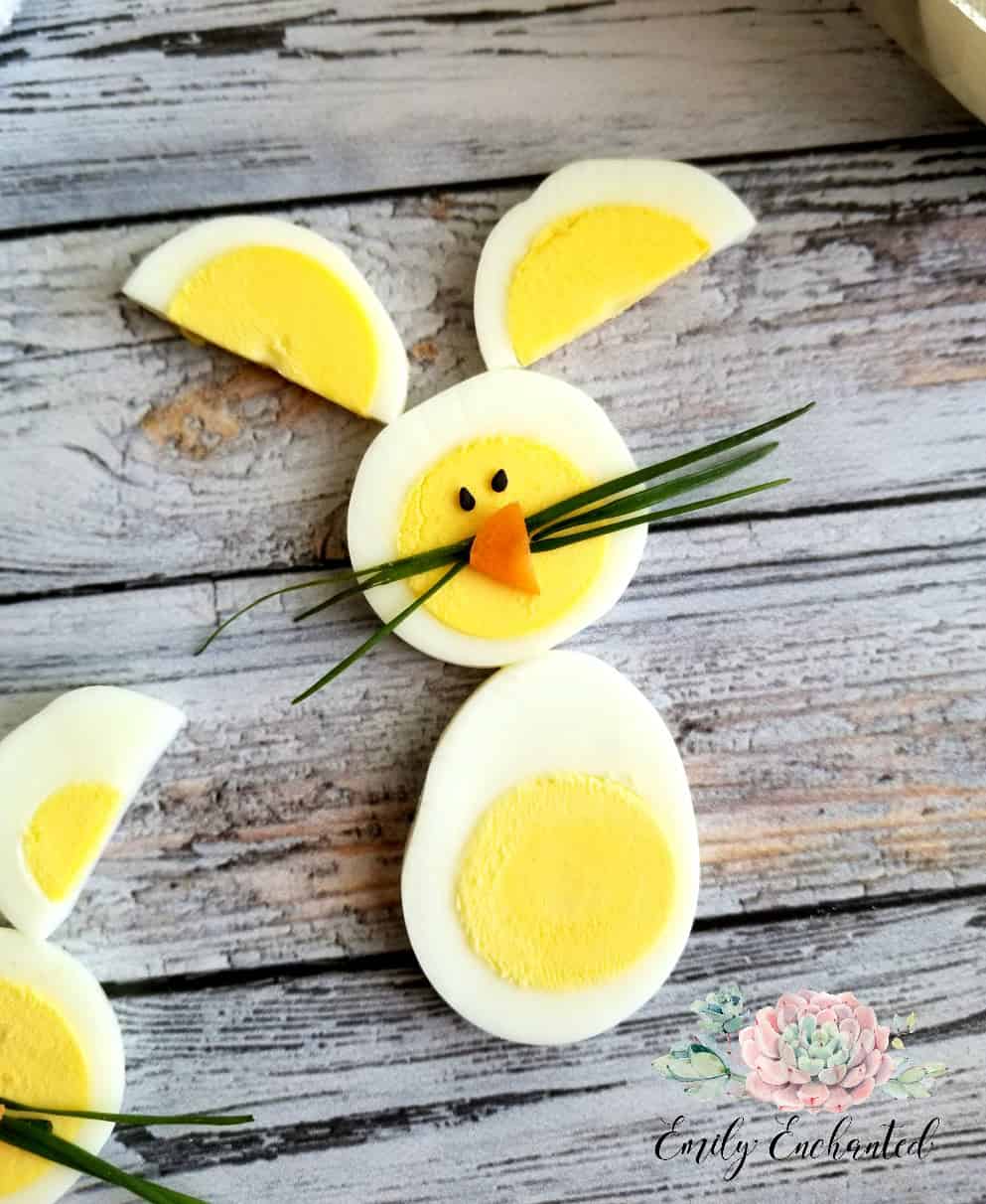 hard boiled egg, easter bunny | easter appetizer | easy easter snack | #easter #eggs #hardboiledeggs #easterbunny Hard-Boiled Egg Easter Bunny