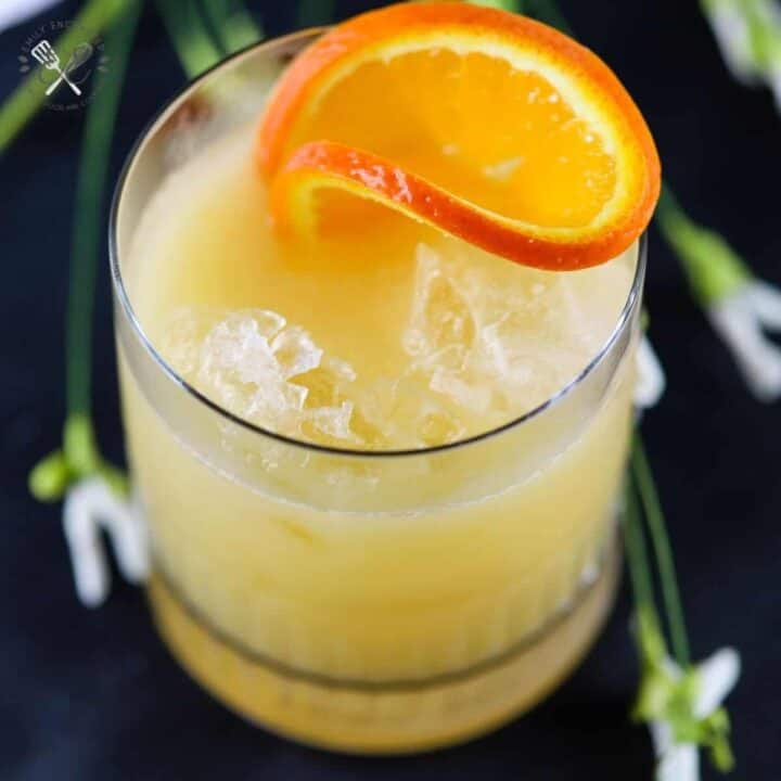 Coconut Amaretto Cocktail