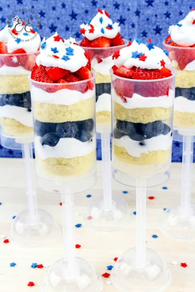 4th of July Push Pops Dessert with Fruit 4th of July Push Pops Dessert with Fruit