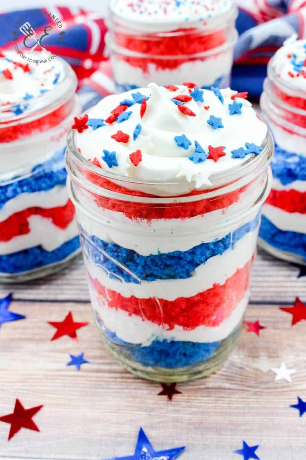 The Best 4th of July Cake Desserts are Made in Mason Jars!