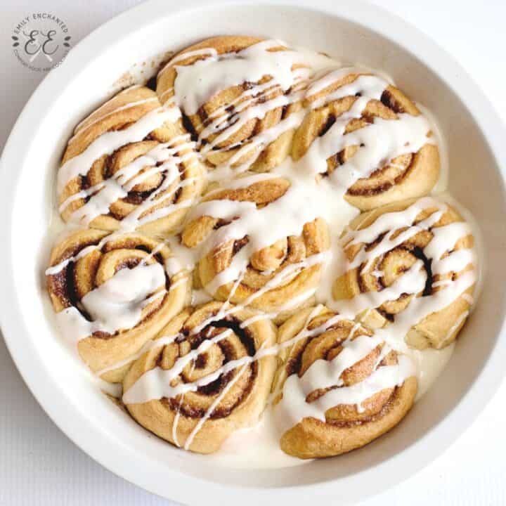 Pumpkin Spice Cinnamon Rolls