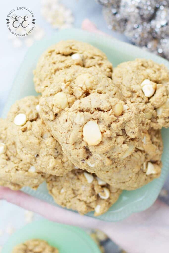 The Best White Chocolate Macadamia Nut Oatmeal Cookies