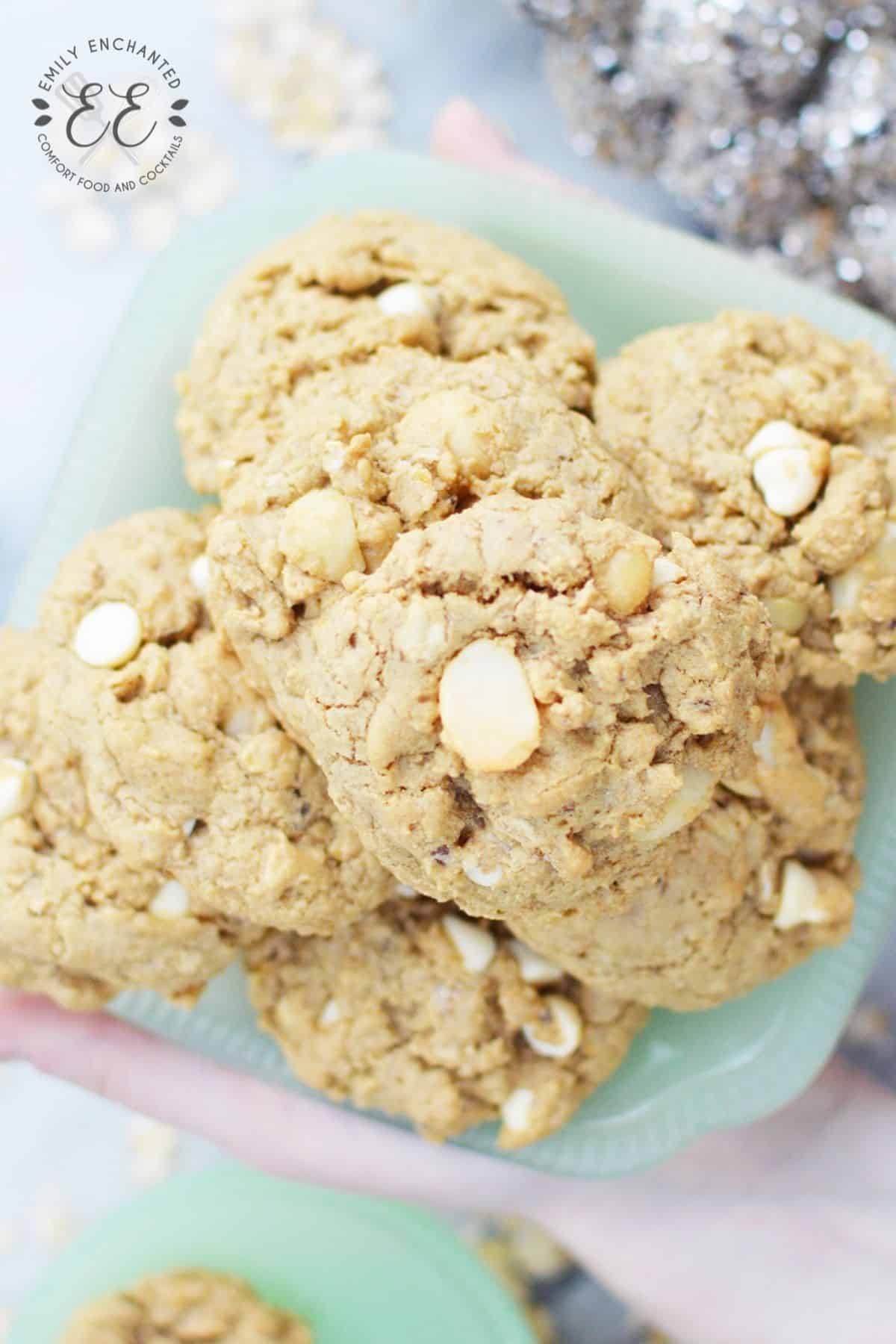 White Chocolate Macadamia Nut Oatmeal Cookies Recipe