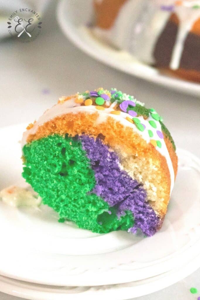 Easy Mardi Gras Bundt Cake Recipe with Icing
