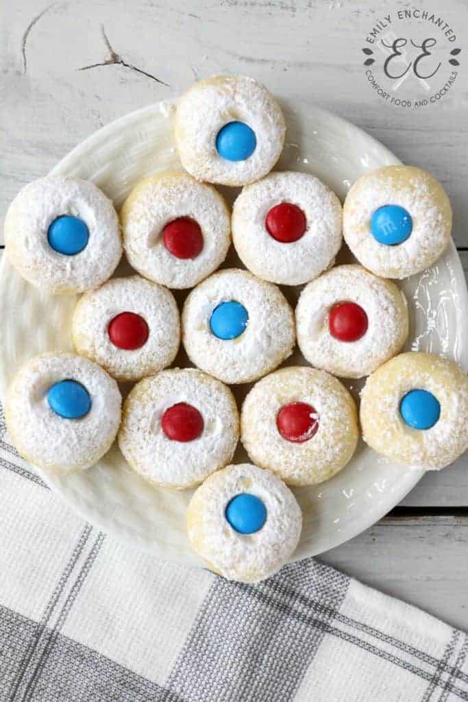 4th of July cookies are arranged on a plate.