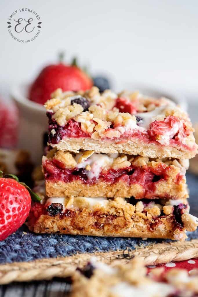 Mixed Berry Breakfast Oatmeal Bars Recipe with Glaze