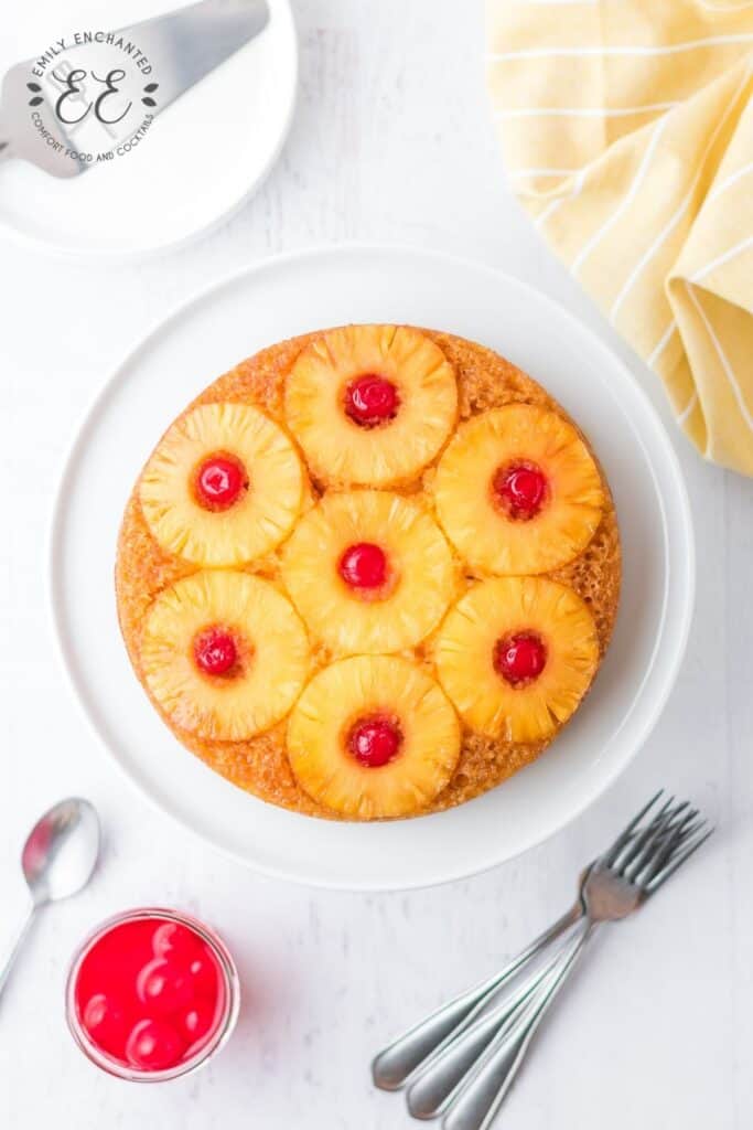Pineapple Upside Down Cake with Yellow Cake Mix Pineapple Upside Down Cake with Yellow Cake Mix