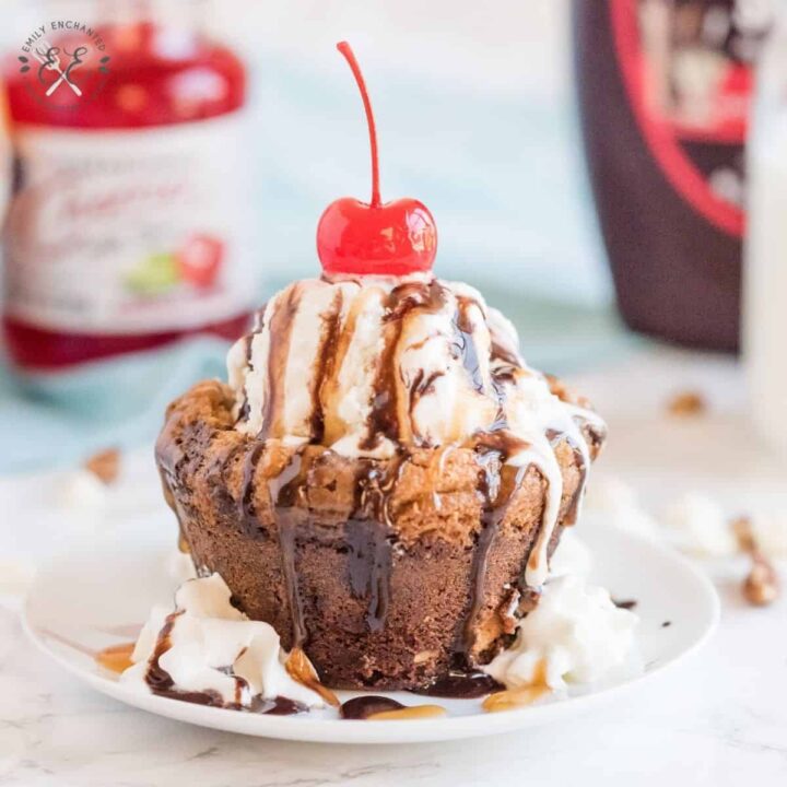 Famous Turtle Brownie Ice Cream Bowls Recipe