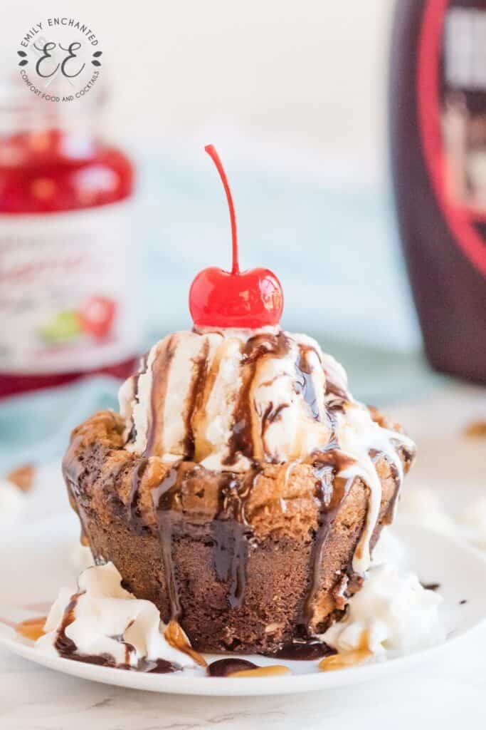 Famous Turtle Brownie Ice Cream Bowls Recipe