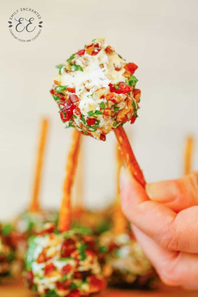 Cranberry Mini Cheese Balls Appetizer