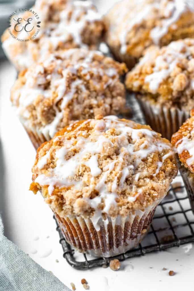 Sour Cream Coffee Cake Muffins with Crumble