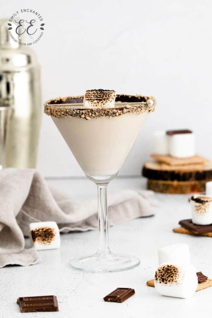 Chocolate S’mores Martini Recipe