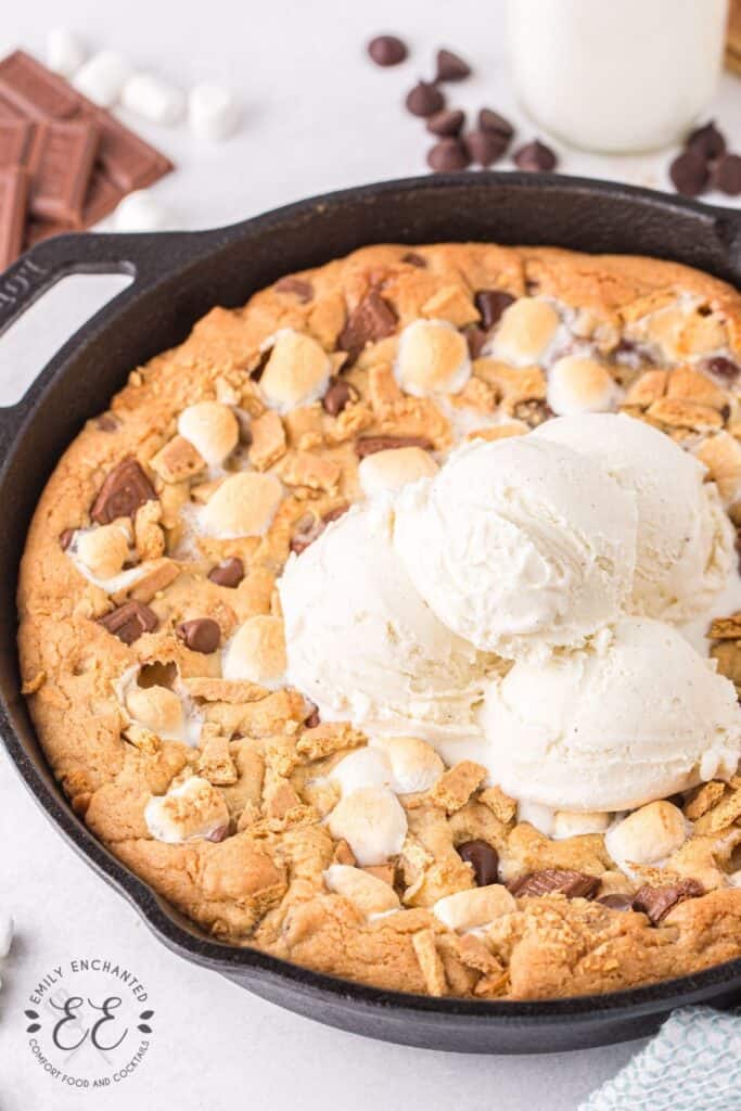 Skillet Smores Cookie Skillet Smores Cookie