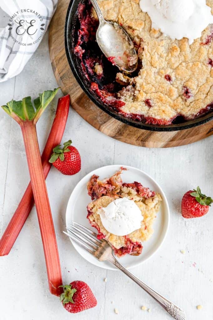 Strawberry Rhubarb Cobbler