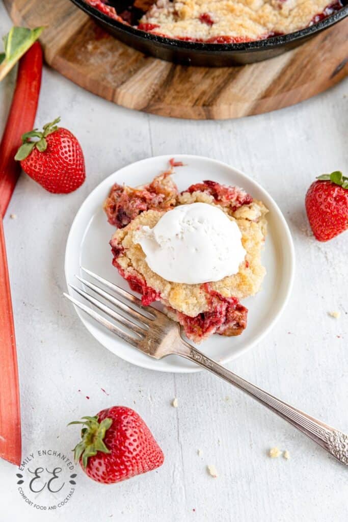 Strawberry Rhubarb Cobbler Strawberry Rhubarb Cobbler