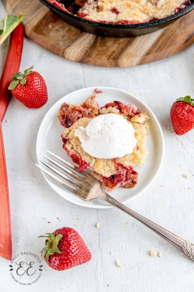 Strawberry Rhubarb Cobbler