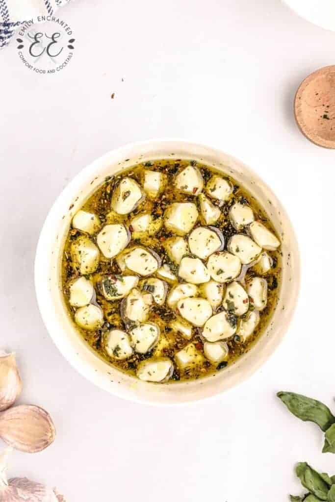 Mozzarella Balls Marinated in Olive Oil Mozzarella Balls Marinated in Olive Oil