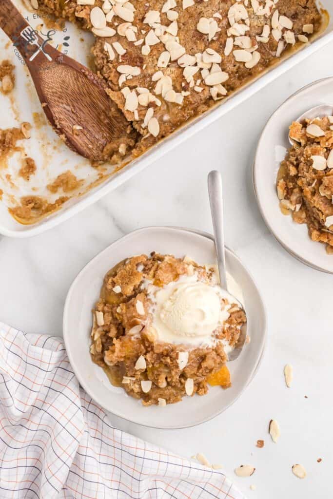 Peach Cobbler Dump Cake Peach Cobbler Dump Cake