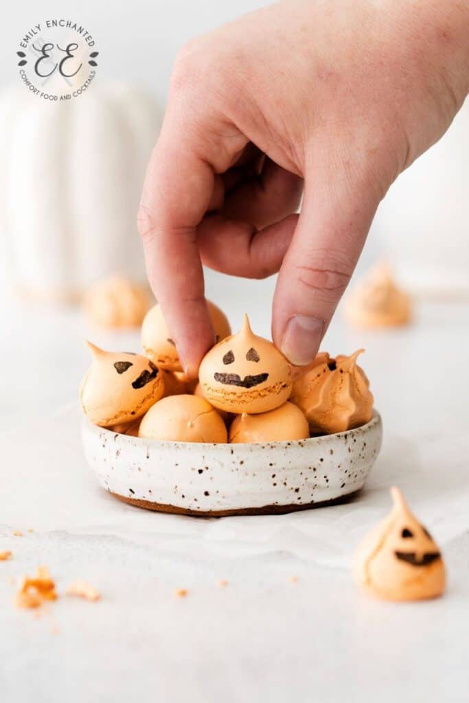 Pumpkin Meringues Pumpkin Meringues