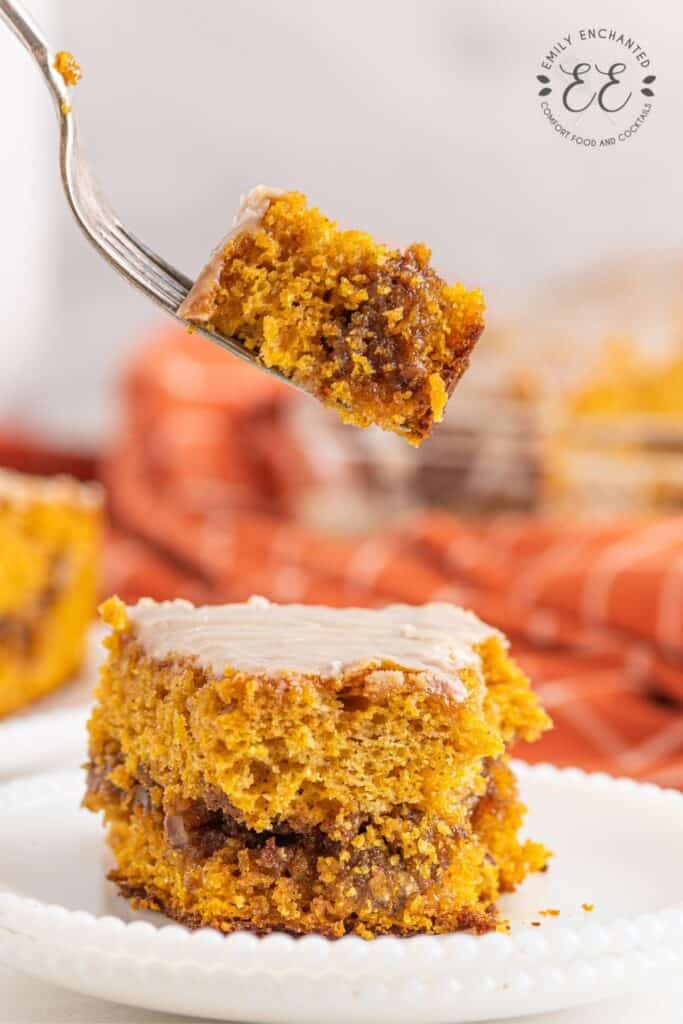 Pumpkin Honey Bun Cake