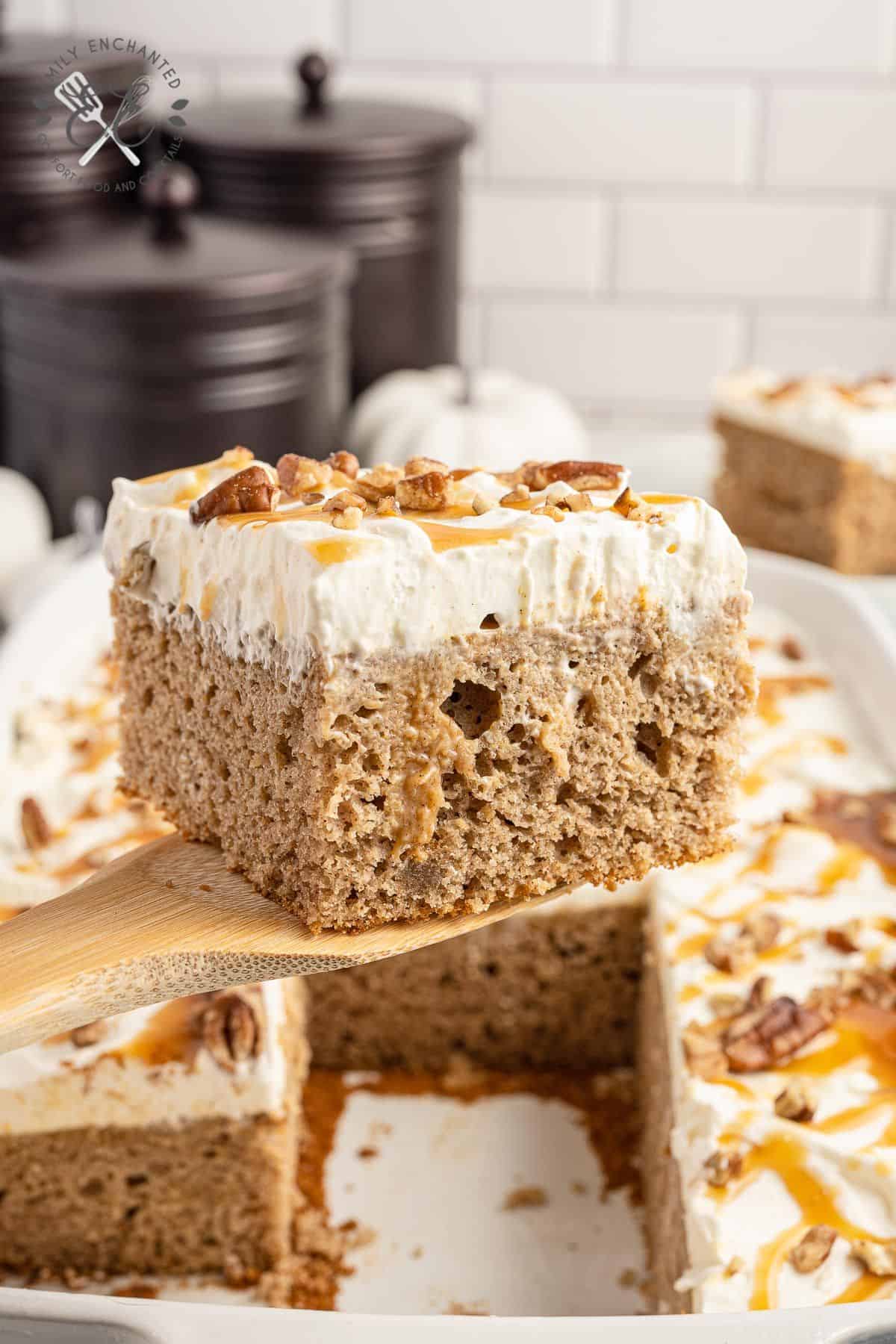 Pumpkin Poke Cake Recipe