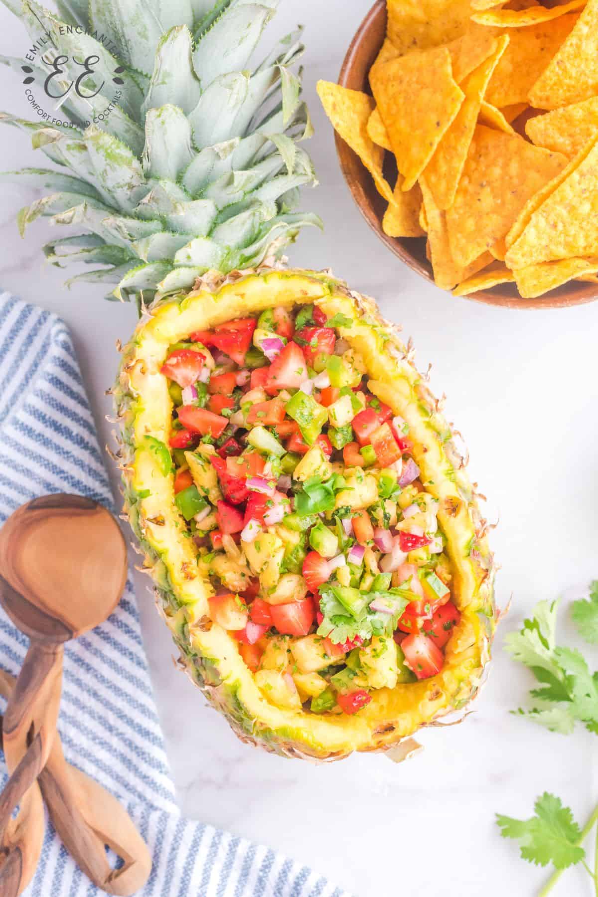 Pineapple Salsa in a Pineapple Bowl