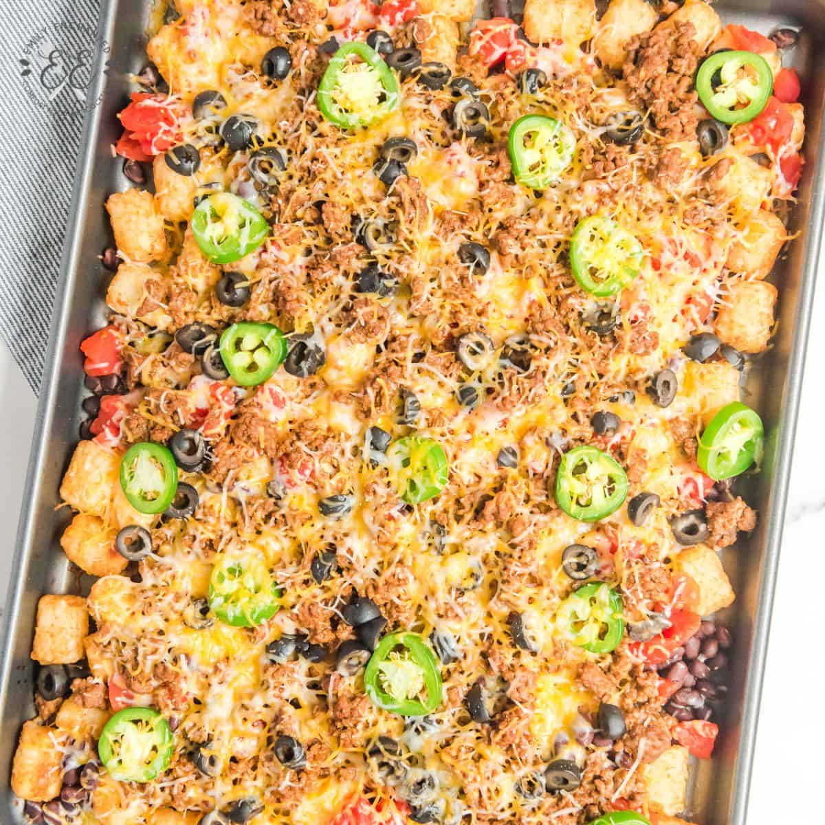 The Best Sheet Pan Chicken Nachos Recipe